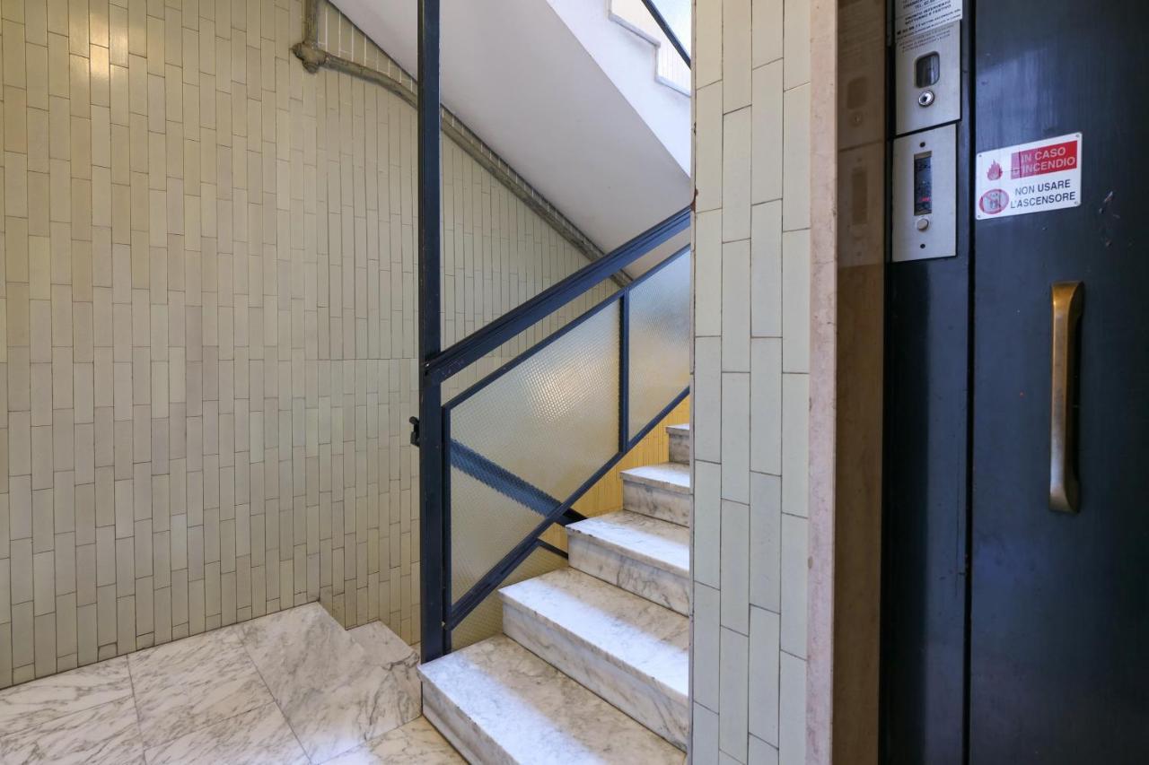 Primopiano - Valparaiso Apartment Милано Екстериор снимка