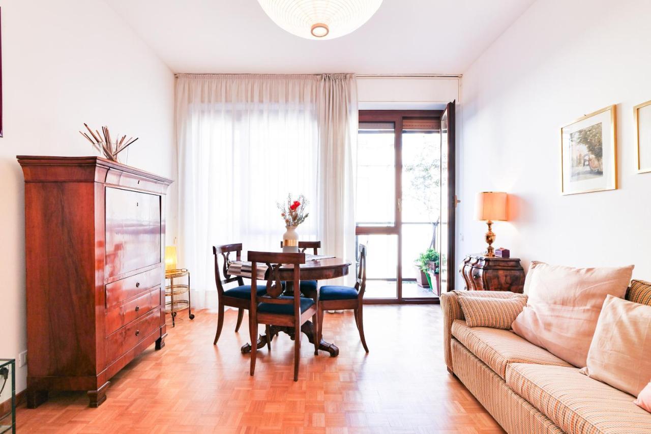 Primopiano - Valparaiso Apartment Милано Екстериор снимка